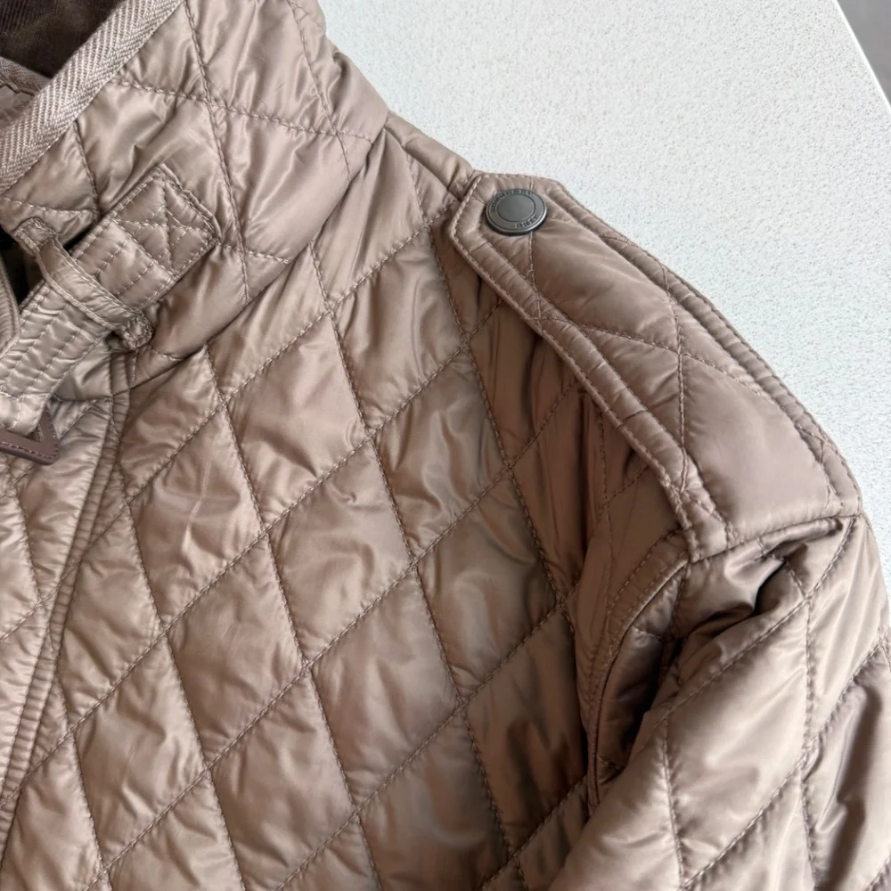 Men's Burberry Brit Russell Quilted Jacket w/plaid lining (Olive/Brown color) - Picture 12 of 16